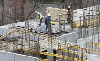 Штрафы и лишение лицензий подрядчиков в Алматы за нарушения строительных норм