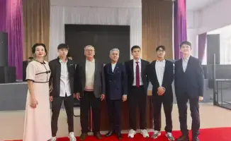 Ветераны культуры и ученые встретились со школьниками в столичной школе №73