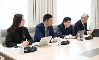 Обсуждение инновационных образовательных технологий в Алматы с руководством китайской компании iFLYTEK