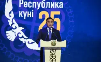 В Шымкенте отпраздновали День Республики и 35-летие Декларации о суверенитете