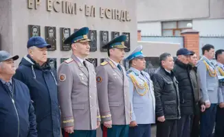 Генерал-майор Ансаган Балтабеков поздравил казахстанских полицейских с Днём Республики в духе единства и служения