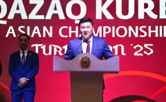 В Туркестане проходит чемпионат Азии по казахскому куресу с участием 150 борцов из 12 стран