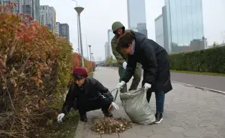 Участие военнослужащих в экологической акции Таза Қазақстан