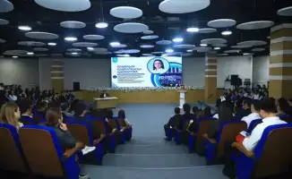 Форум молодёжи в Туркестане: обсуждение будущего к Дню Республики