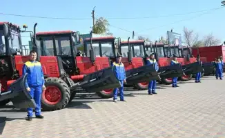 ТУРКЕСТАН: ЖЕТЫСАЙ ПОЛУЧИЛ НОВЫЕ ИНСТРУМЕНТЫ ДЛЯ ЧИСТОТЫ И УЮТА