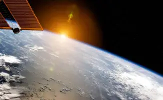 Китайский зонд 'Тяньвэнь-2' сделал селфи на фоне Земли: CNSA публикует уникальный снимок из космоса