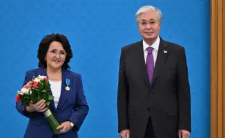 Учителя Алматы отмечены государственными наградами за вклад в образование