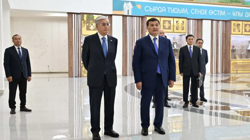 Токаев оценил работу акима Кызылординской области во время рабочей поездки 30 октября Астане