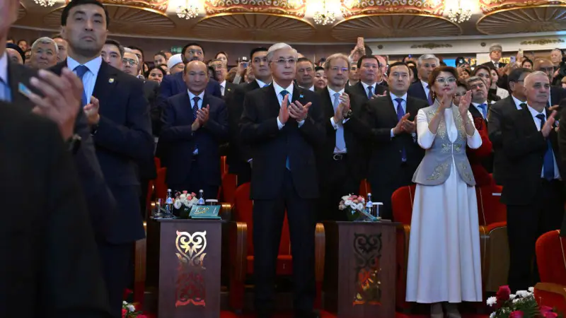 Токаев на концерте в честь Дня Республики: торжественное мероприятие от Tengrinews.kz Астане