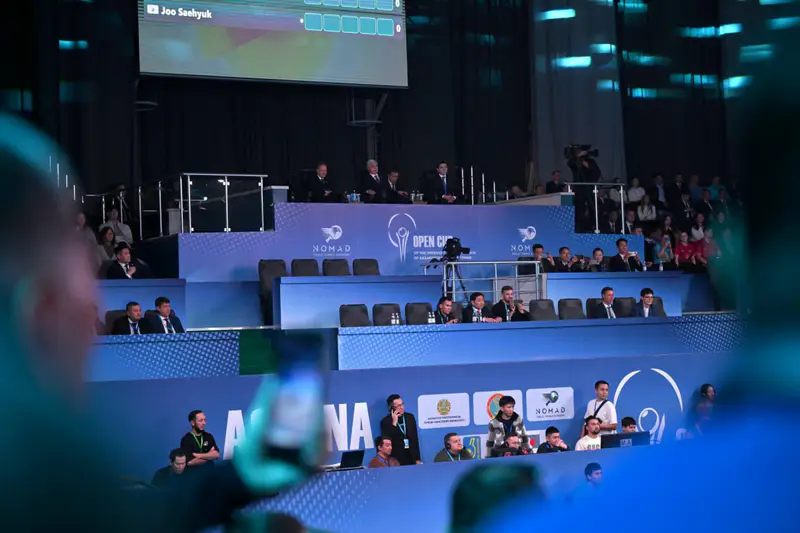 Токаев с мировыми звёздами настольного тенниса