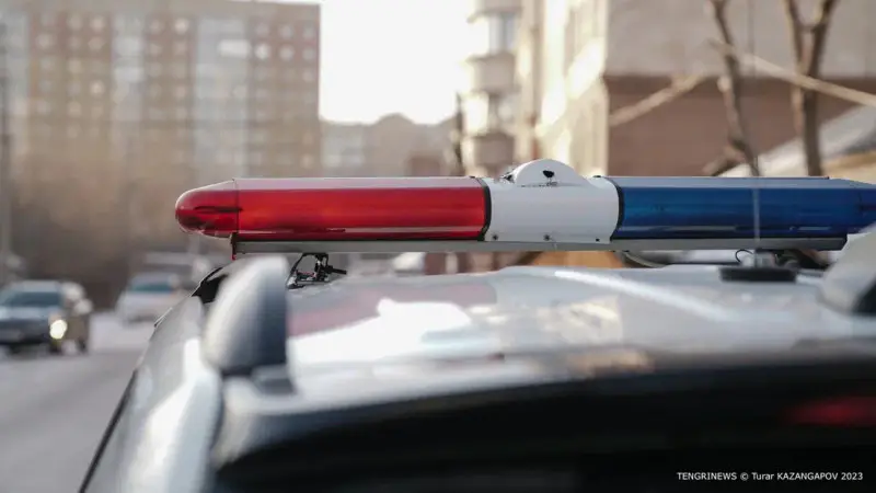 Собрала деньги на 'лечение', но выпала из окна: астанчанка обманула коллег, играя на чувствах Астане