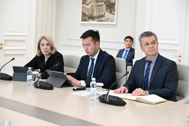 В Алматы продолжается модернизация системы наружного и архитектурного освещения (2)