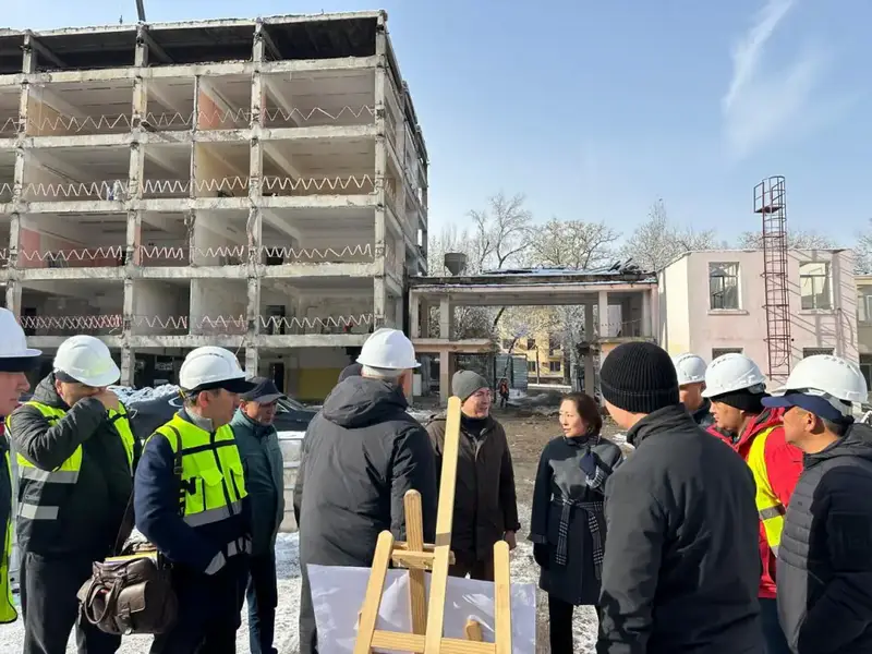 Акимат Алматы проверяет строительство соцобъектов Астане