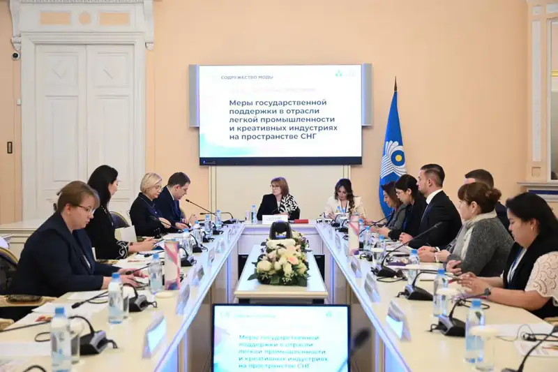 Форум «СОДРУЖЕСТВО МОДЫ» в Санкт-Петербурге: акцент на будущее модной индустрии и межкультурное сотрудничество Астане