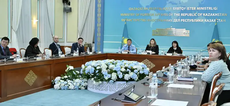 В МИД Казахстана обсудили социально-экономические и культурные права пожилых людей (3)