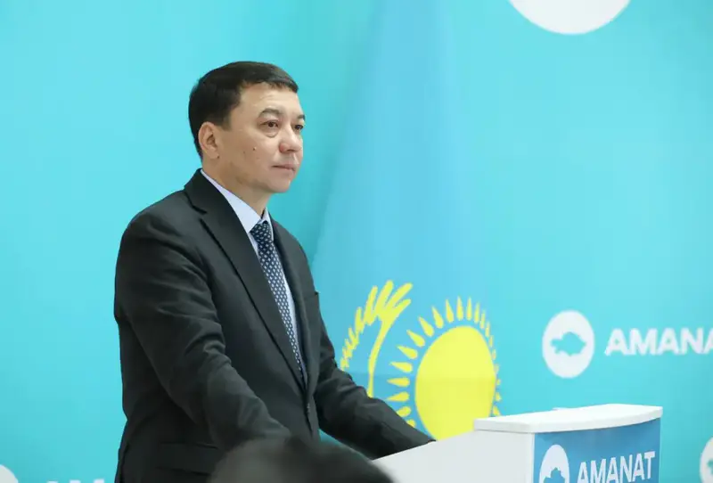 В Мангистауской области состоялось заседание депутатской фракции партии «АМАNАТ» (4)