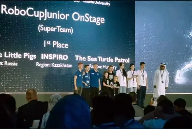 Карагандинские школьники победили на международных соревнованиях по робототехнике в Абу-Даби (9)