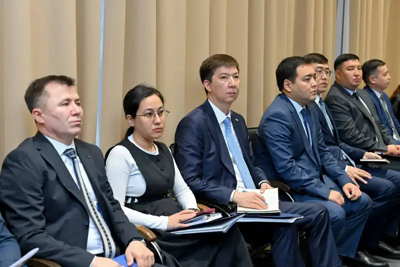 Прошло расширенное аппаратное совещание (4)