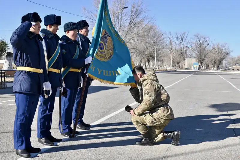 В Алатау проводили домой солдат срочной службы (5)