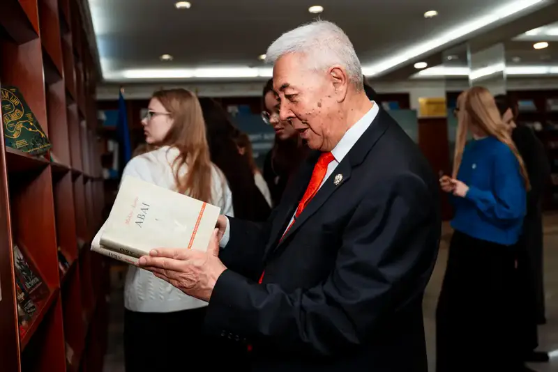 В Национальной академической библиотеке Казахстана открыт уголок эстонской литературы (7)