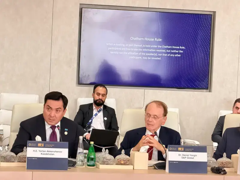 Минэнерго Казахстана укрепляет сотрудничество с мировыми лидерами нефтегазовой отрасли на форуме ADIPEC (6)