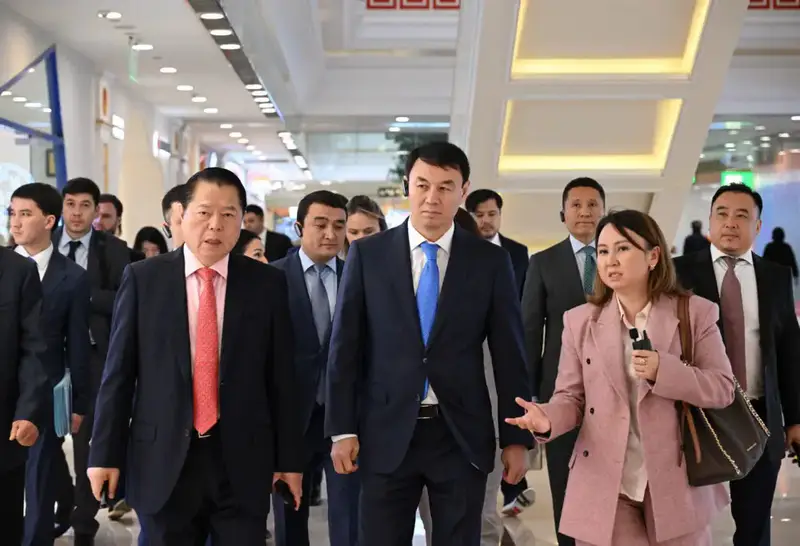 Дархан Сатыбалды обсудил перспективы сотрудничества с китайской корпорацией Yuexing Group (2)