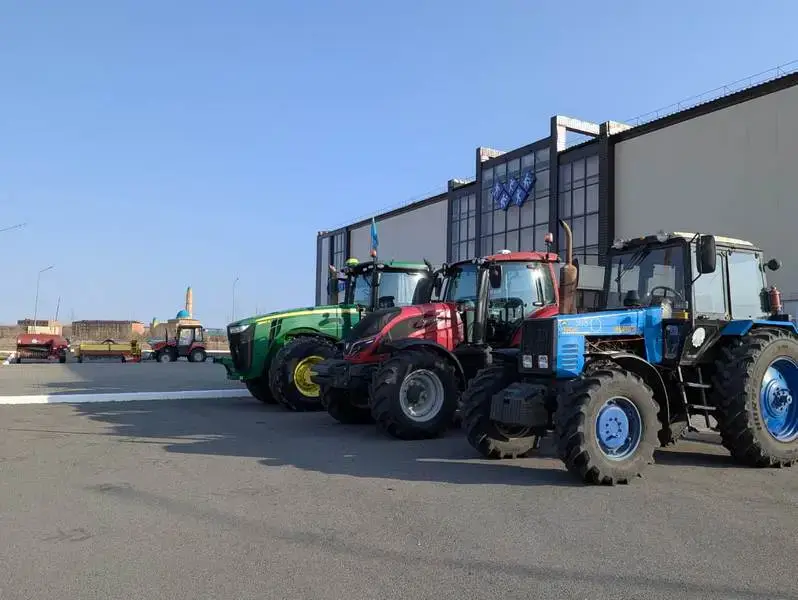 В Карагандинской области школьников знакомят с современными рабочими специальностями (9)