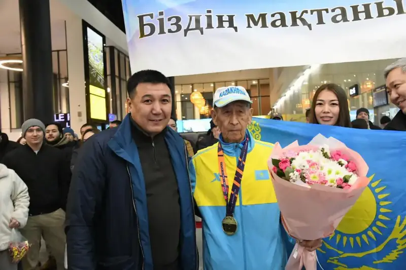 80-летний казахстанец финишировал в Нью-Йоркском марафоне за 4 часа 45 минут Астане