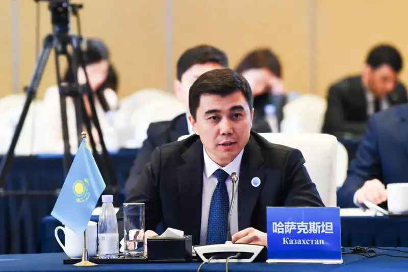 Казахстан и Китай укрепляют сотрудничество в сфере строительства и градостроительства (3)