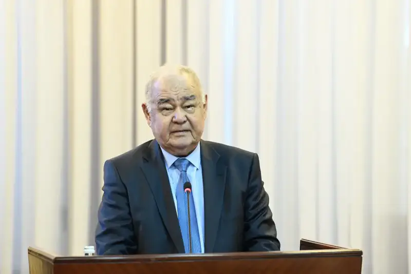 Глава региона встретился с государственным и общественным деятелем Мухтаром Кул-Мухаммедом (7)