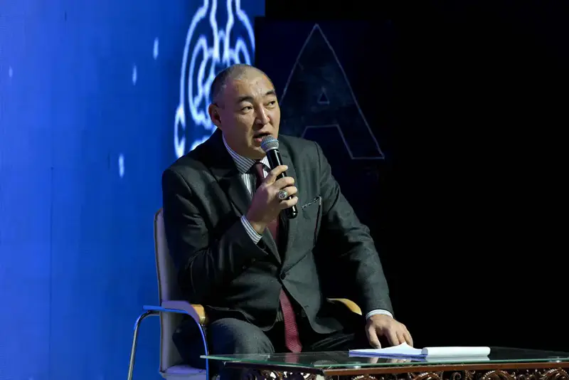 В Семее прошел вечер памяти поэта Несіпбека Айтұлы «Сәуле ғұмыр», посвященный его 75-летию (6)