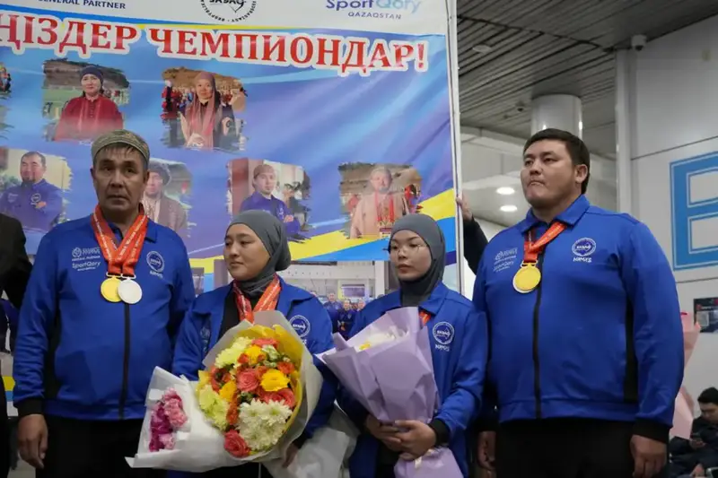 Столичные спортсмены, ставшие лучшими на Кубке мира по стрельбе из лука, вернулись домой (3)