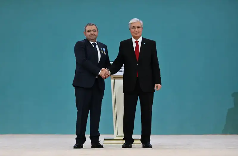 Земля, дело отца и звание Еңбек Ері Астане