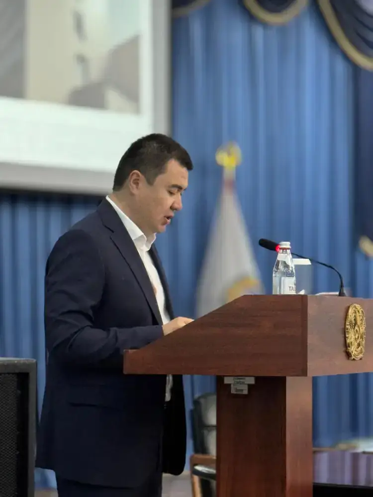 В Алматы проверяют ход капитальных ремонтов в медорганизациях (3)