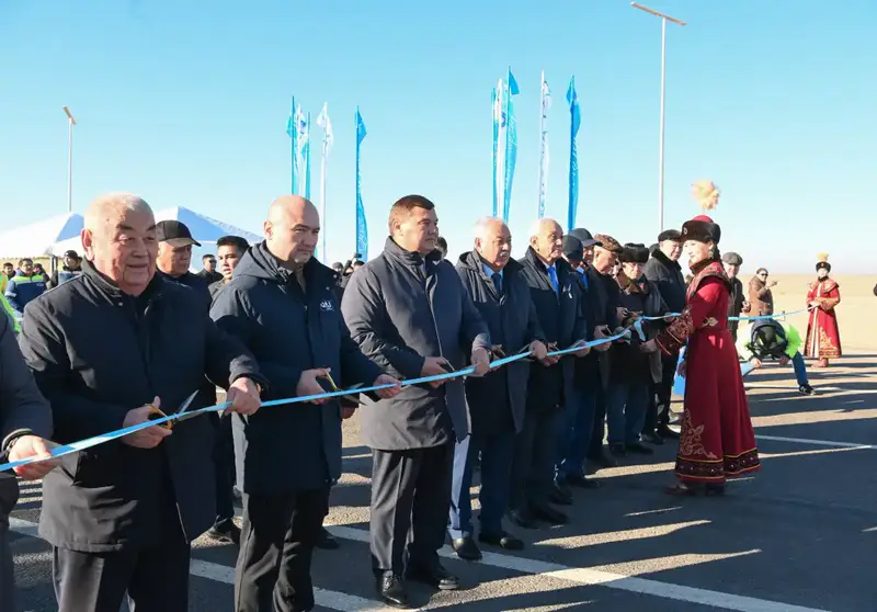 Введена в эксплуатацию дорога «Кызылорда-Жезказган» (8)