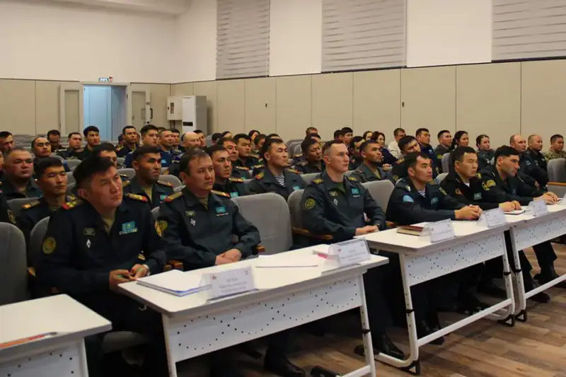 В Алматы подвели итоги учебно-методического сбора специалистов по физподготовке Вооруженных сил (4)