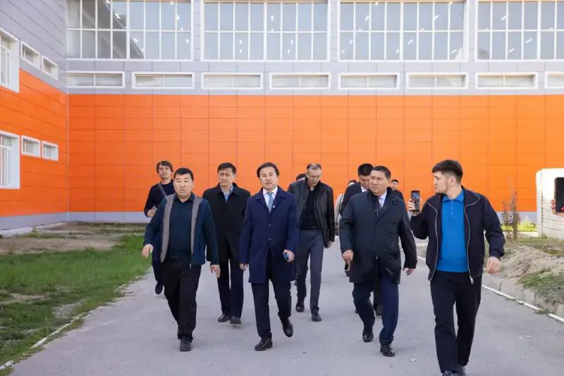 Гани Майлыбаев проверяет школы Алматинской области на наличие проблем с капитальным ремонтом Астане