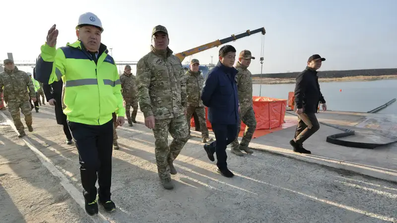 Глава МЧС посетил морской отряд «Теңіз жасағы» (2)