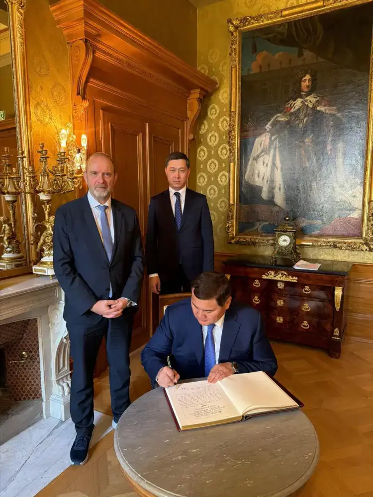 Глава региона ведет переговоры в Швейцарии (6)