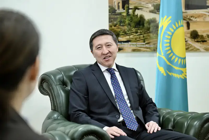 Развитие сотрудничества Казахстана и Греции в транспортной и образовательной сферах Астане