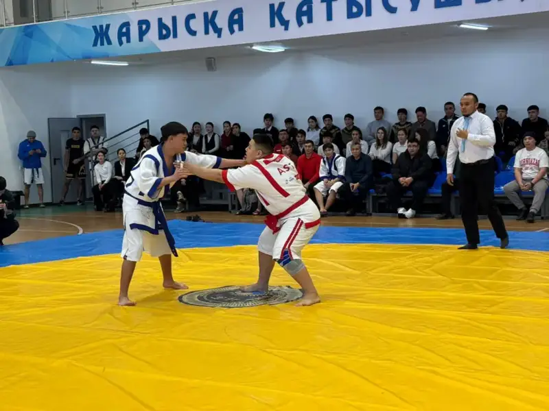 «Жас Сарбаз барысы»: молодежный турнир по қазақ күресі прошел в Астане (3)