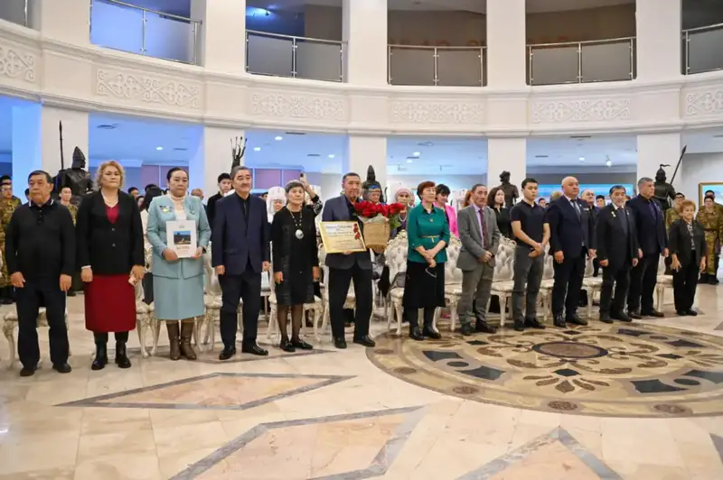 Вечная память: медаль «За доблесть и верность долгу» — символ мужества казахстанских воинов Астане