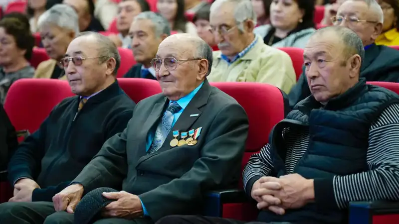 Советник Президента РК провел встречу с жителями района Улкен Нарын (6)