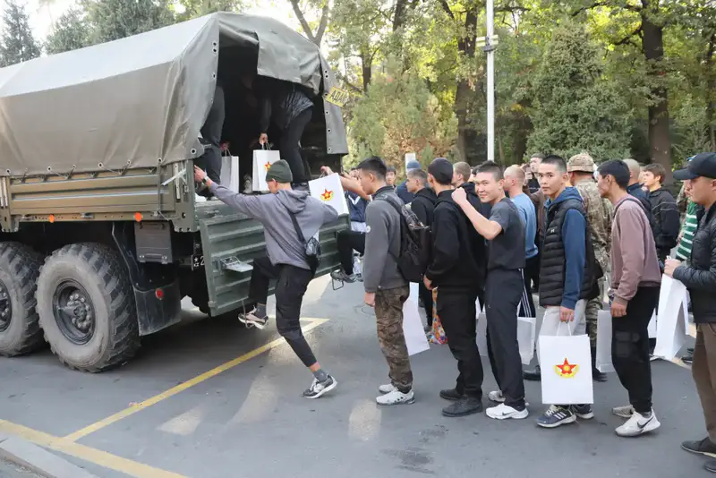 Новобранцы Десантно-штурмовых войск проходят адаптацию и подготовку к присяге Астане