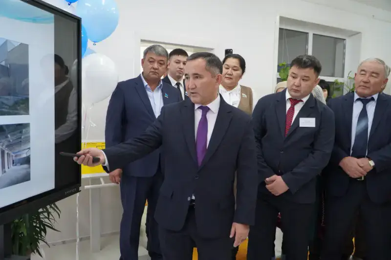 В Макинске открылся долгожданный бассейн (5)