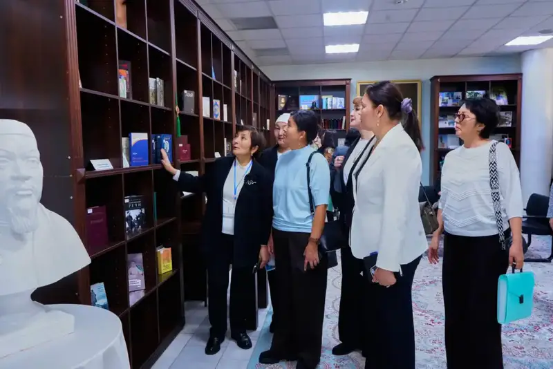 Конференция, посвящённая национальной библиографии, состоялась в Национальной библиотеке РК (4)