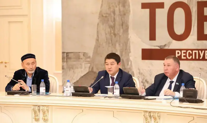 Конференция в Мангистау: обсуждение вклада Тобанияза Алниязулы в движение Алаш и национальную историю Астане