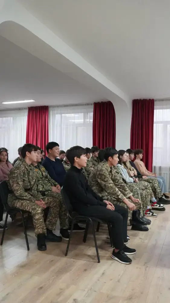 Для студентов ВКО по вопросам закона прошла диалоговая площадка (4)