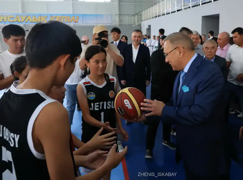 В области Жетісу за последние 3 года построено 32 новых спортобъекта, а 3 капитально отремонтированы (3)
