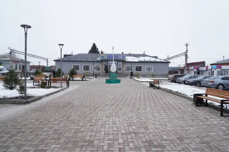 В Буландинском районе готовится к сдаче первый в стране модернизированный вокзал (3)